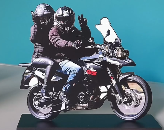 Troféu-maquete em MDF de uma moto