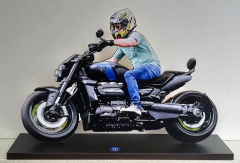 Troféu-maquete em MDF de uma moto